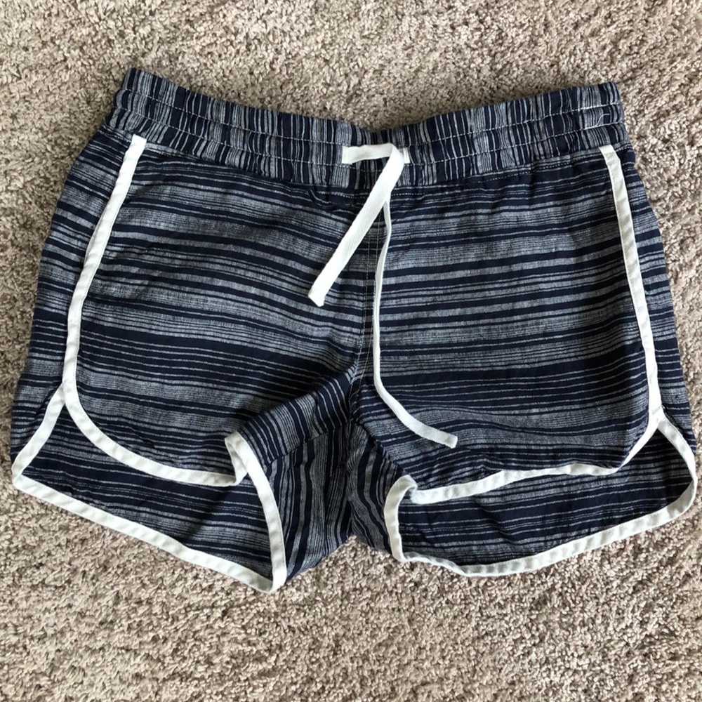 Like New Athleta Linen Shorts